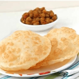 Chole Poori (2 Pcs)